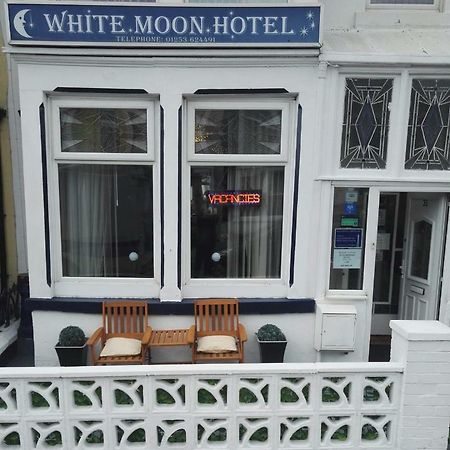 White Moon Hotel 黑潭 外观 照片