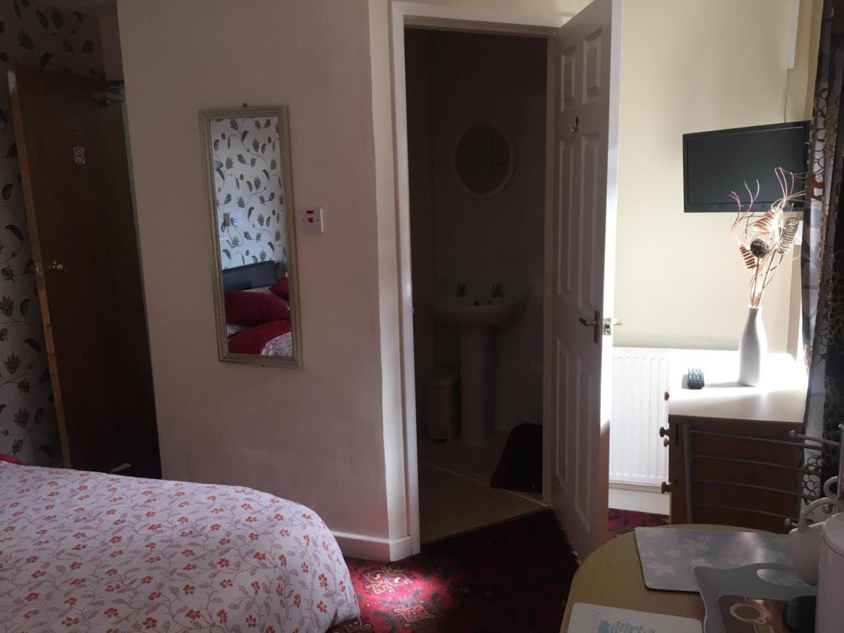 White Moon Hotel 黑潭 外观 照片
