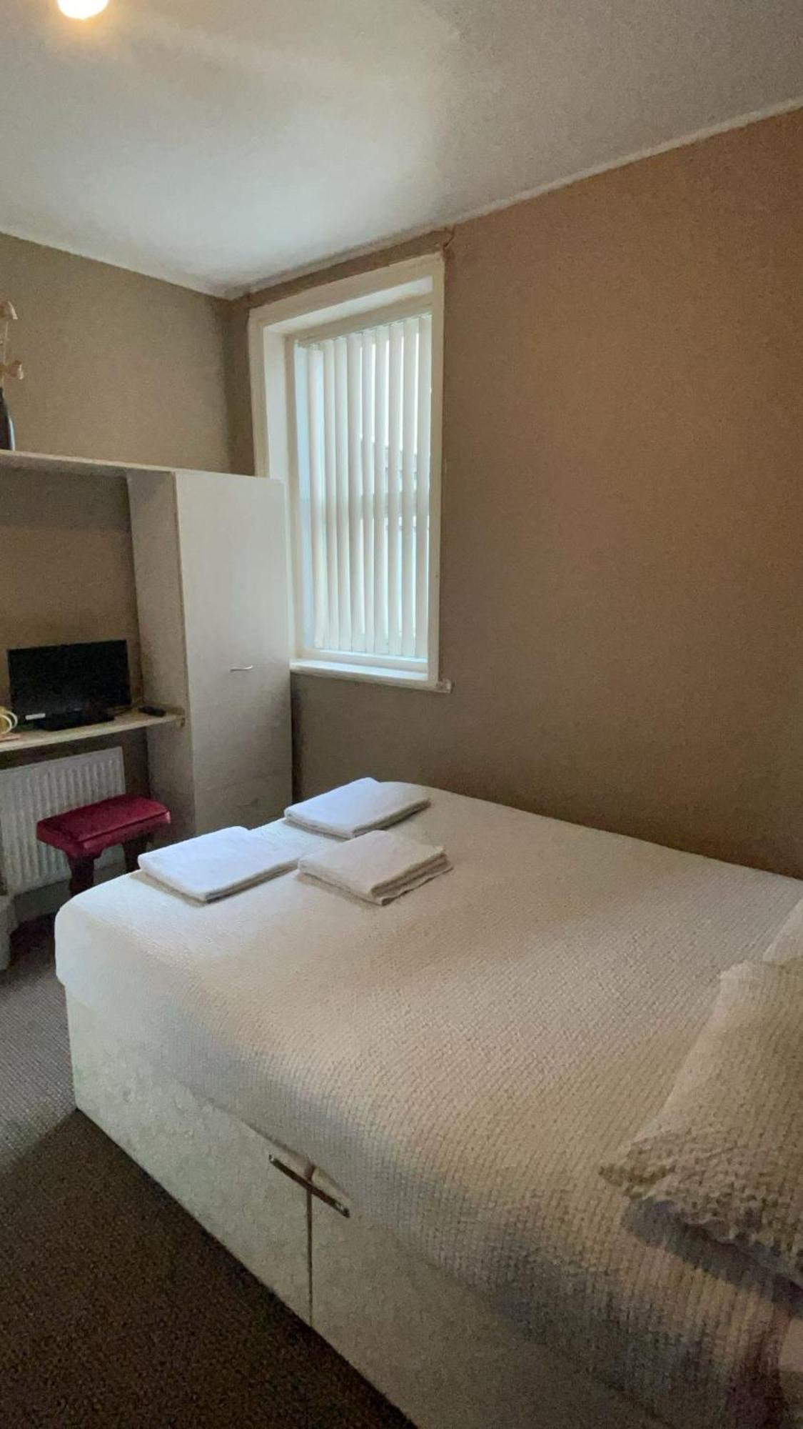 White Moon Hotel 黑潭 外观 照片